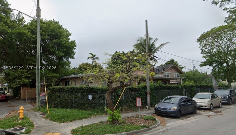 640 Sw 5th St 4 Property Photo 7