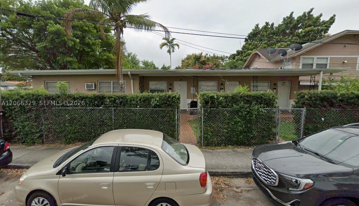 640 Sw 5th St 4 Property Photo 8