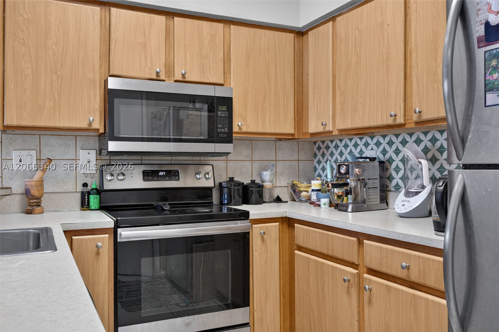 2445 Sw 18th Ter 807 Property Photo 1