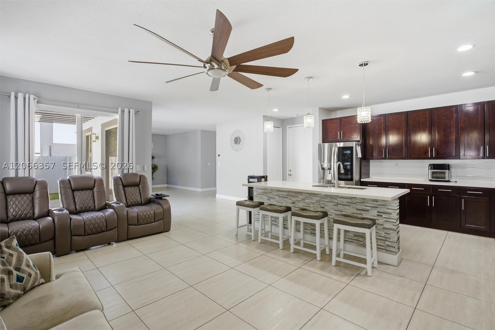 18350 Sw 139th Path Property Photo 5