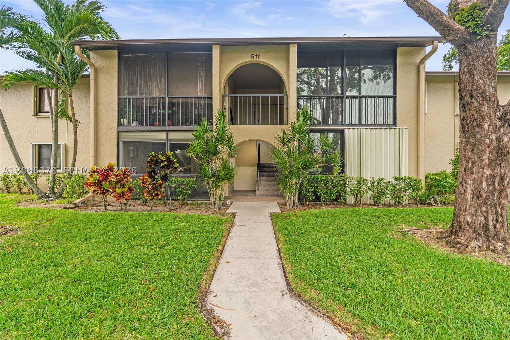 511 Shady Pine Way D1 Property Photo 1