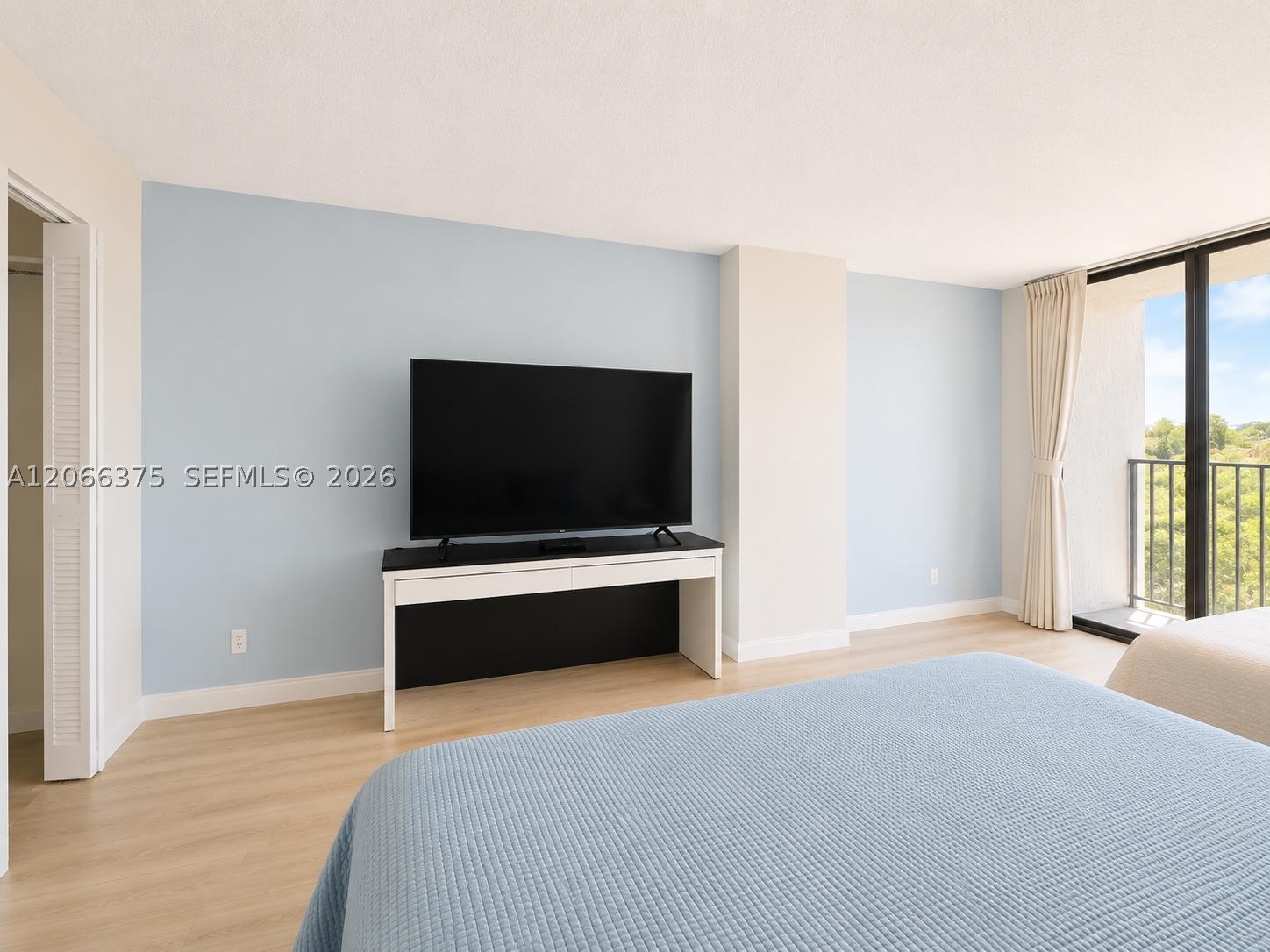 200 Leslie Dr 727 Property Photo 7