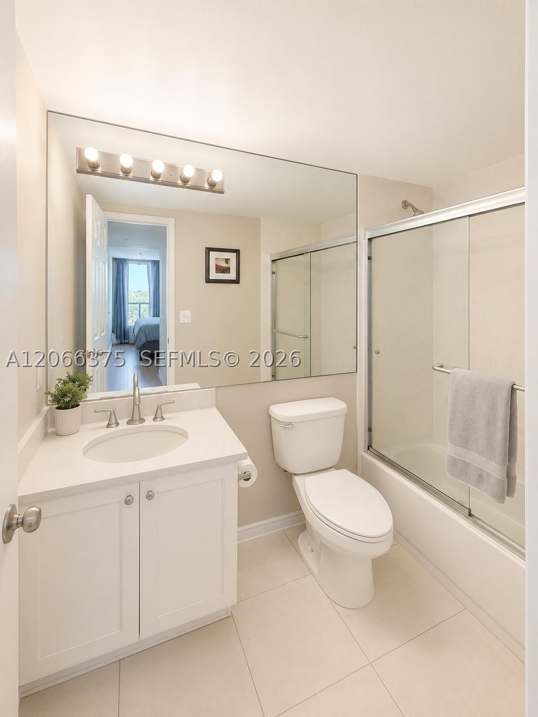 200 Leslie Dr 727 Property Photo 11