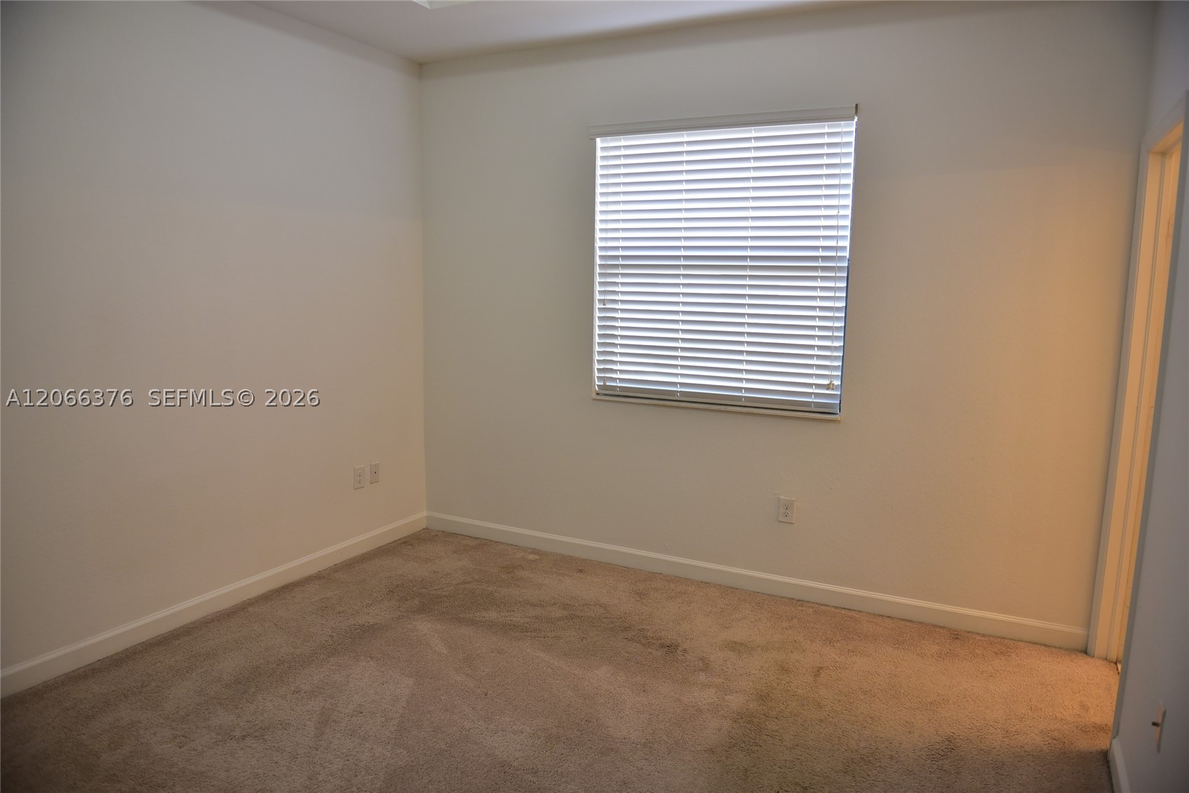 3209 Se 5th St Property Photo 17