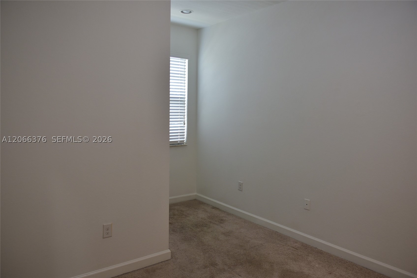 3209 Se 5th St Property Photo 23