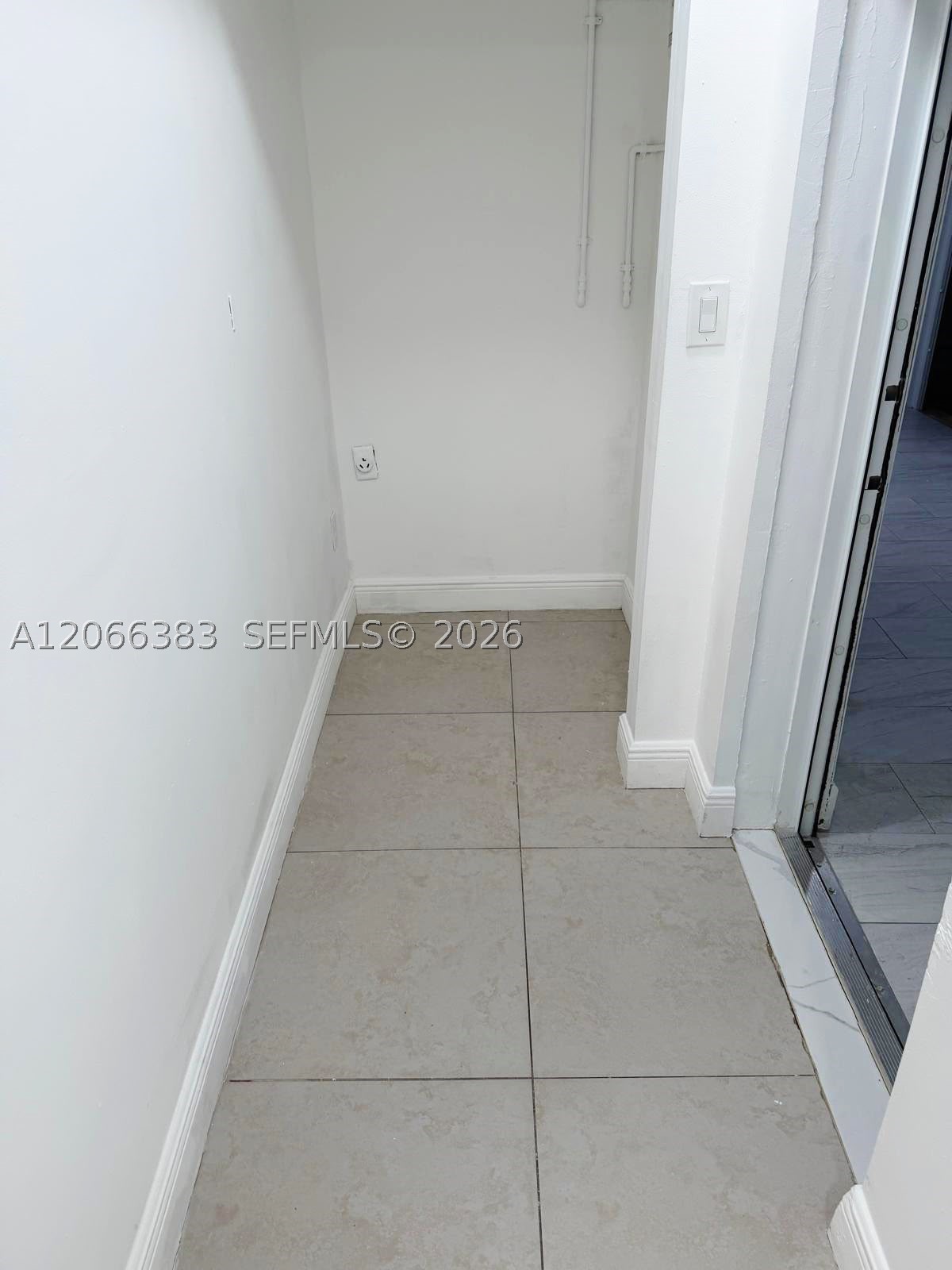 716 Sw 11th Ave B Property Photo 9