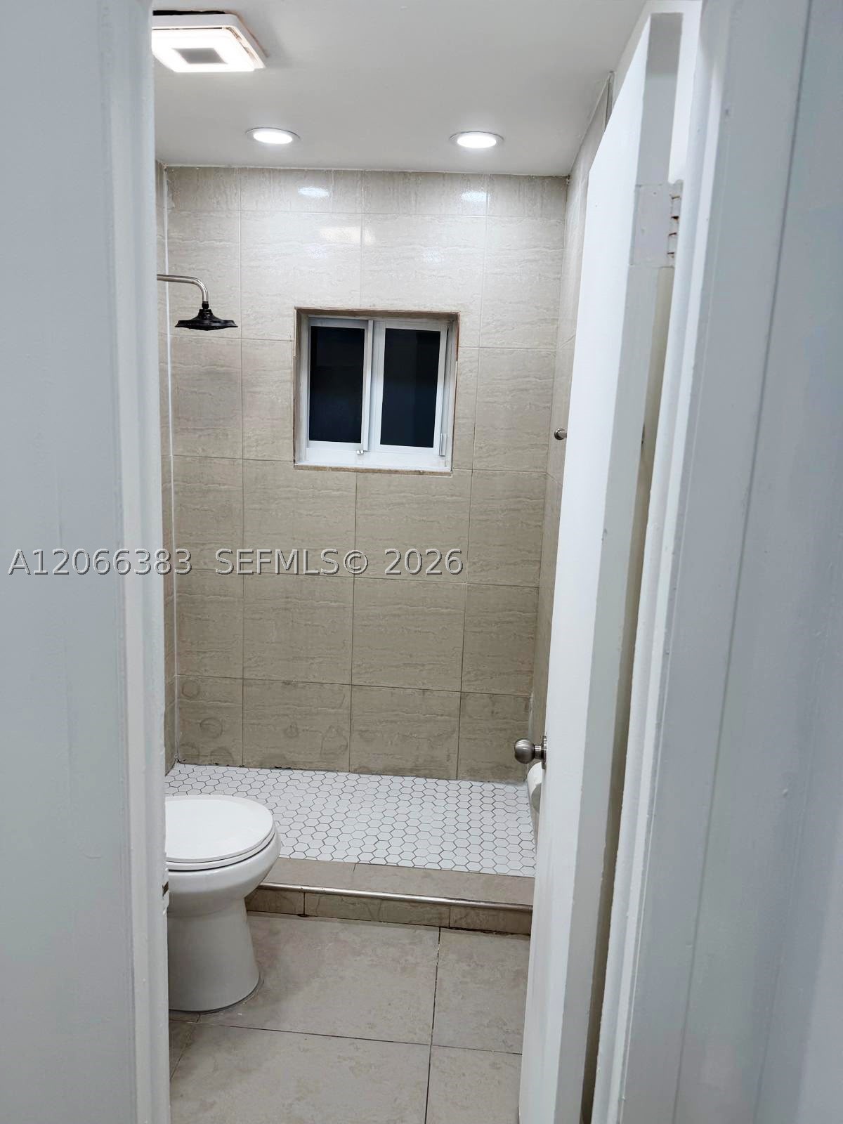 716 Sw 11th Ave B Property Photo 10