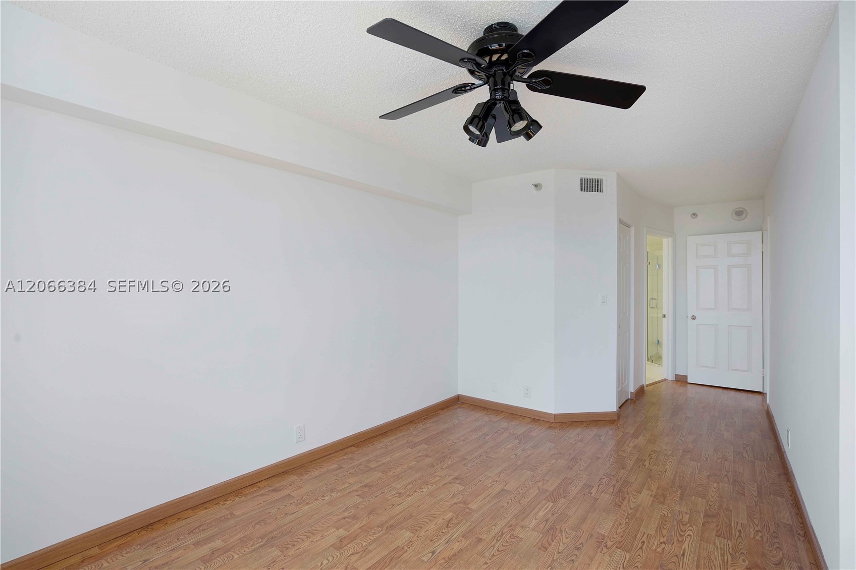 3530 Mystic Pointe Dr 3214 Property Photo 21