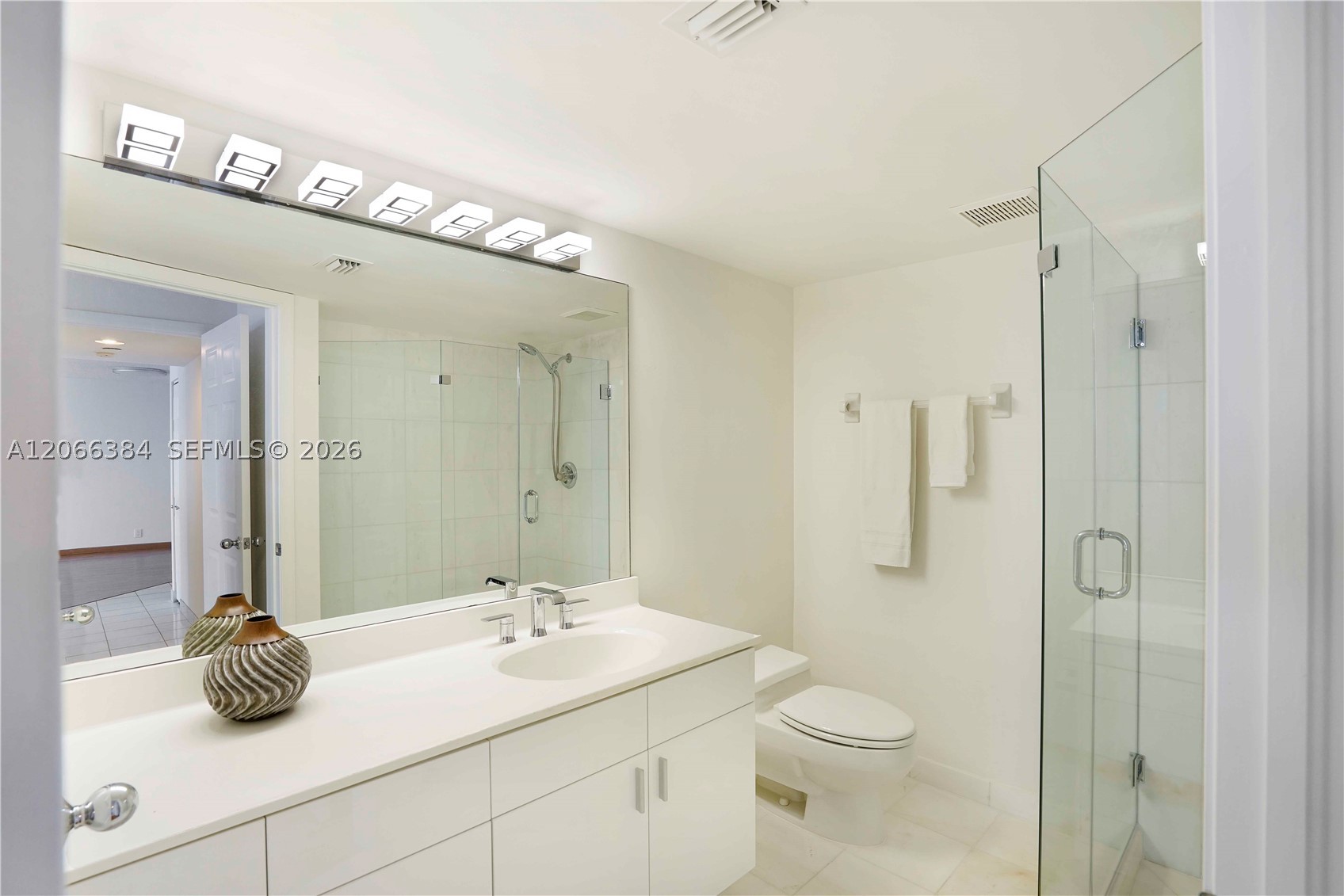3530 Mystic Pointe Dr 3214 Property Photo 22