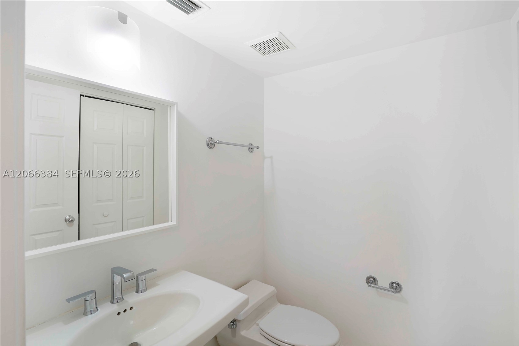 3530 Mystic Pointe Dr 3214 Property Photo 23
