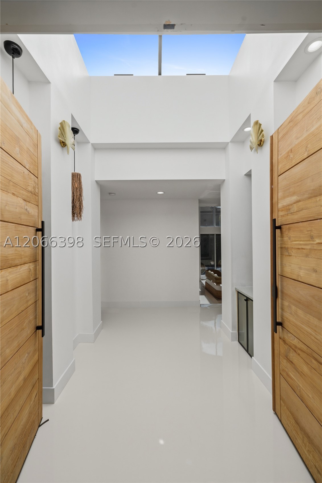 16203 Nw 82nd Pl Property Photo 4