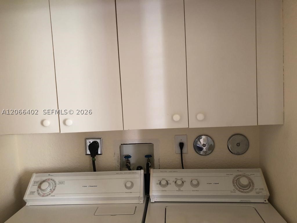 5598 Nw 113th Ave - Property Photo 6
