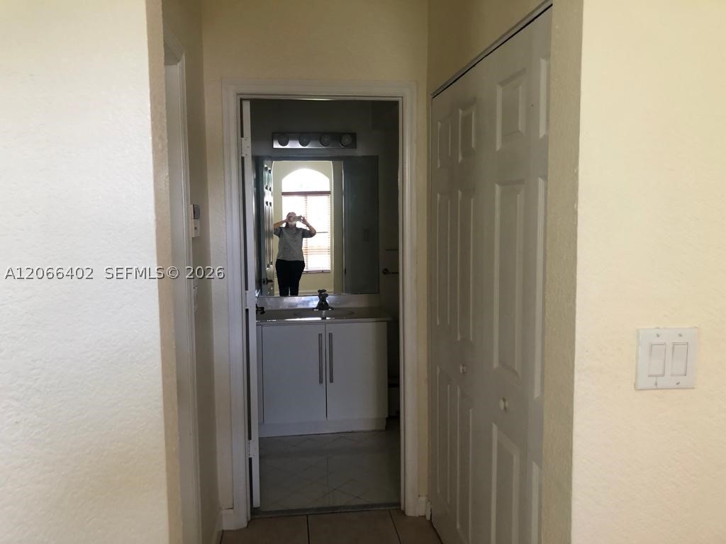 5598 Nw 113th Ave - Property Photo 10