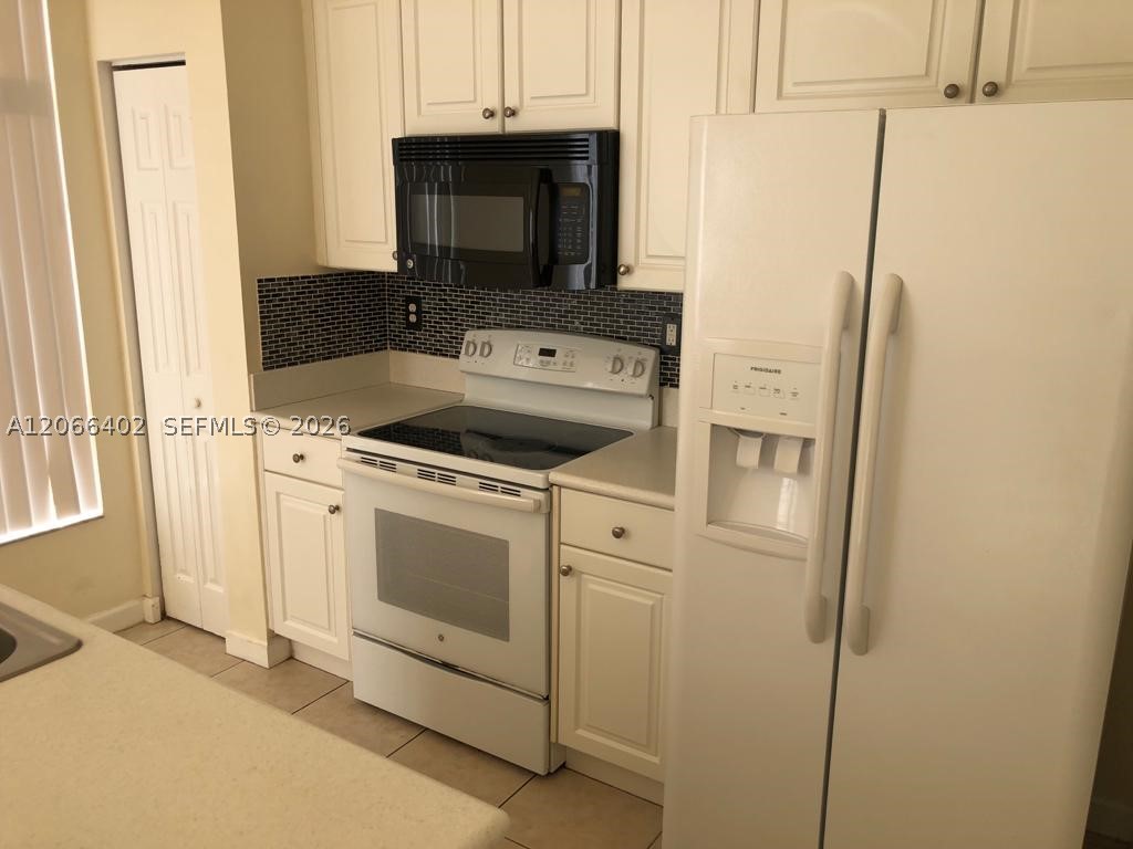 5598 Nw 113th Ave - Property Photo 24