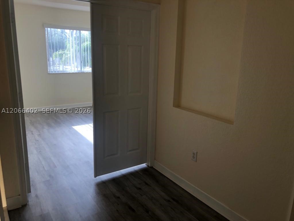 5598 Nw 113th Ave - Property Photo 31