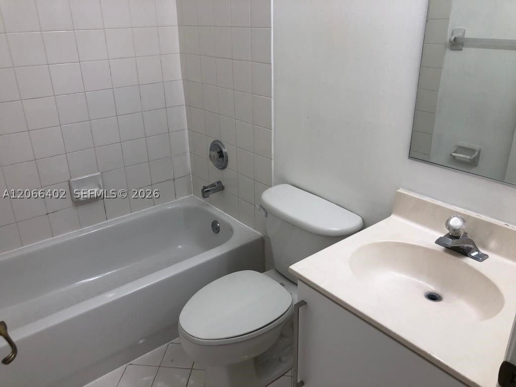5598 Nw 113th Ave - Property Photo 64