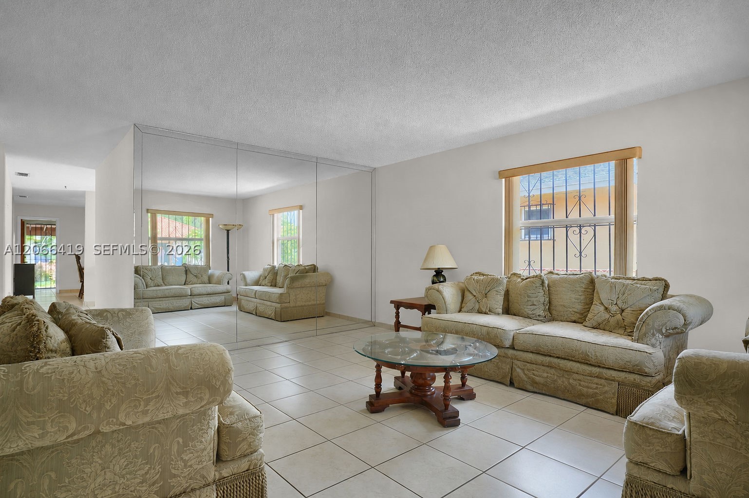 2306 Sw 58th Ct Property Photo 3