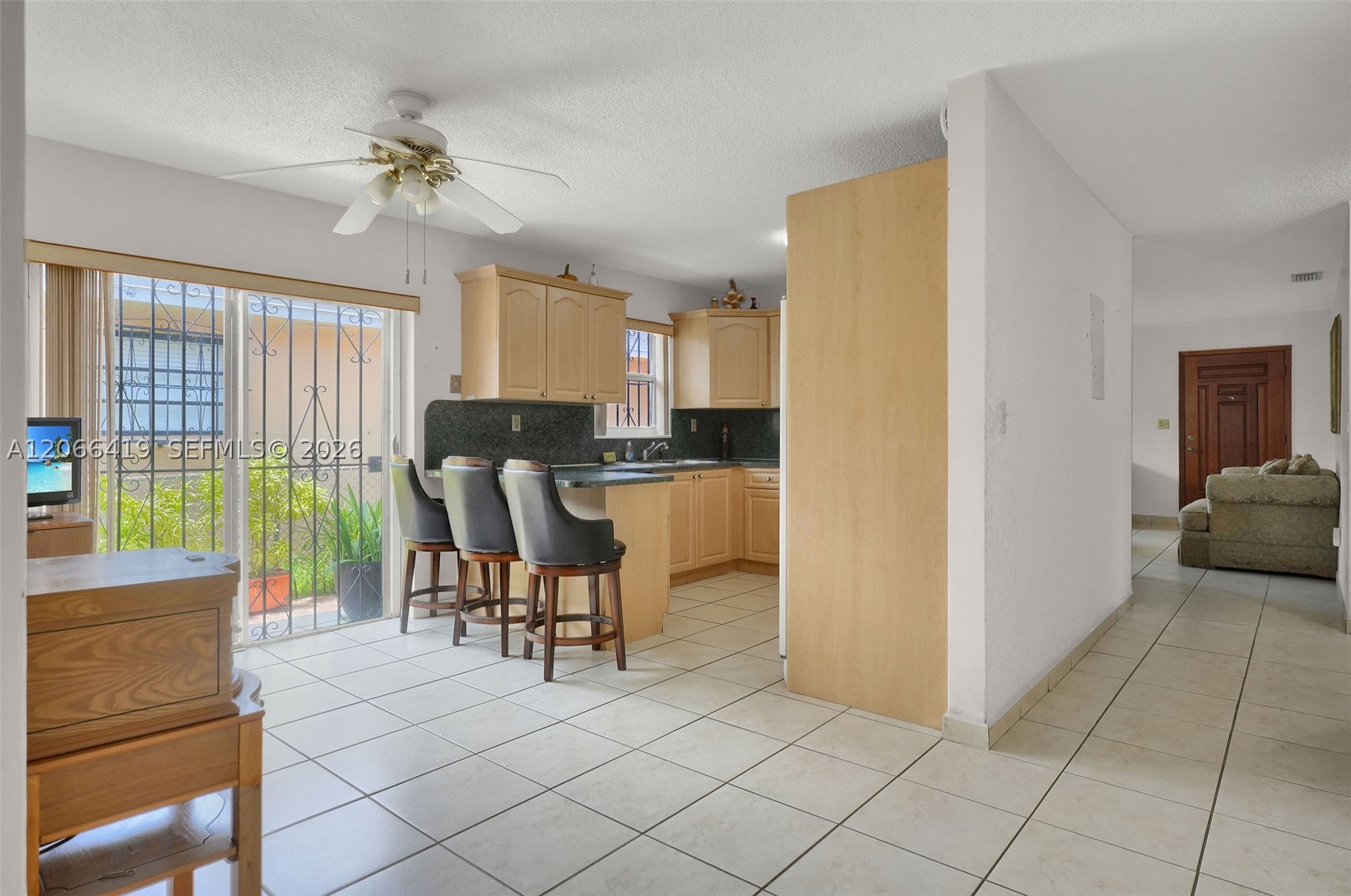 2306 Sw 58th Ct Property Photo 4