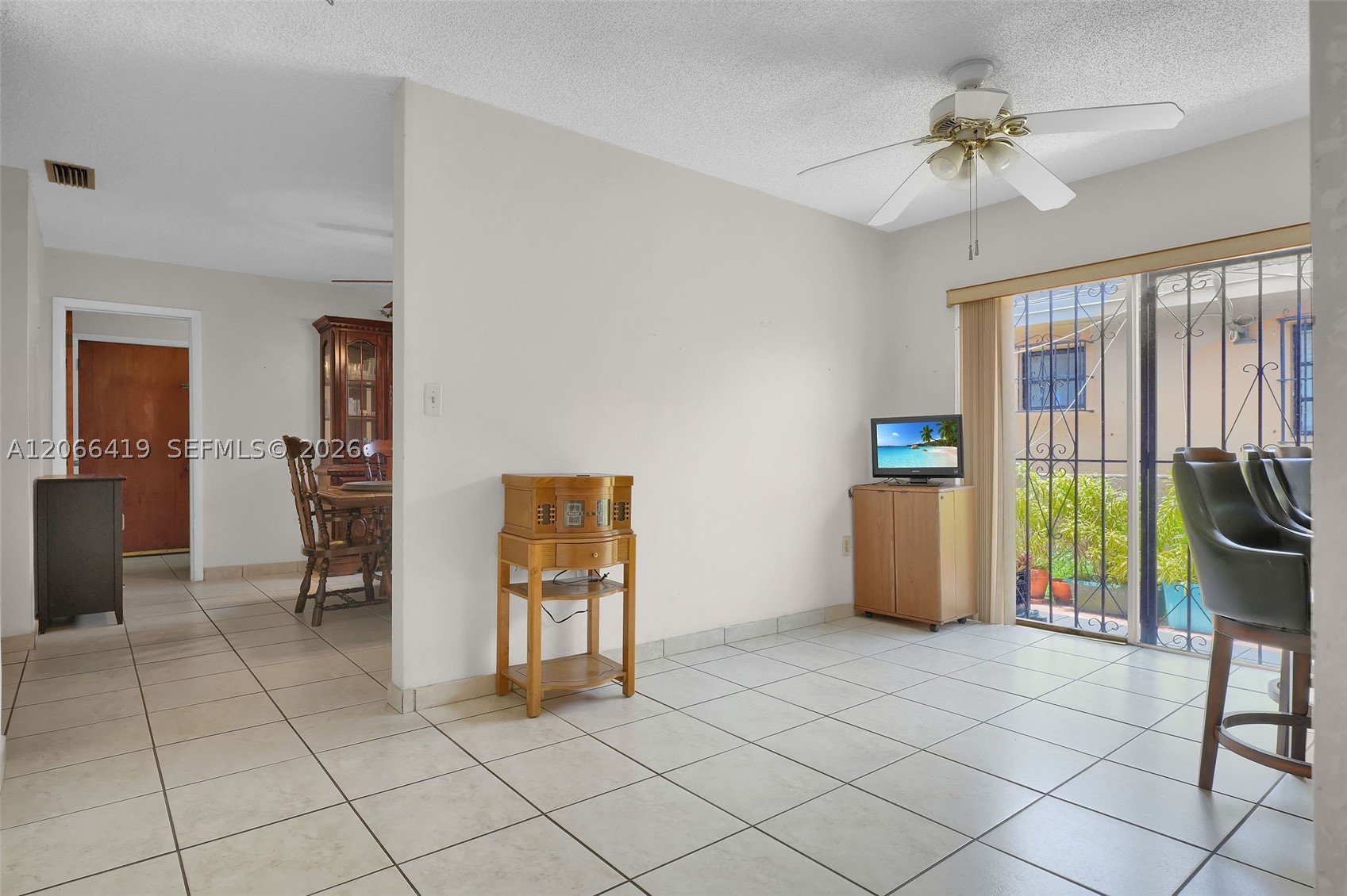 2306 Sw 58th Ct Property Photo 5