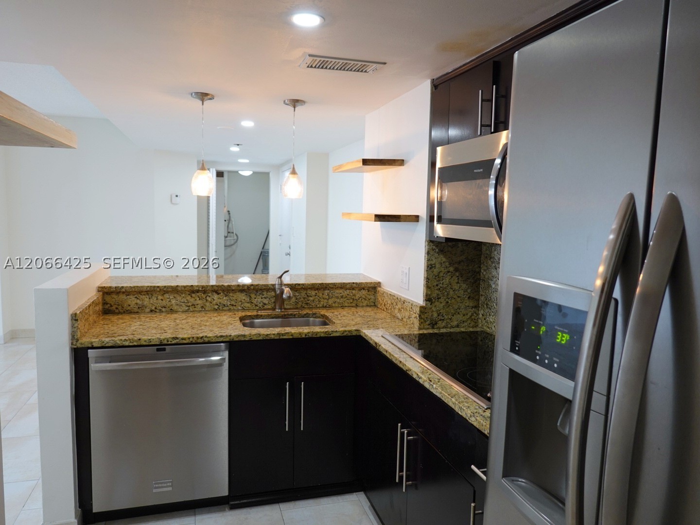 770 Claughton Island Dr 1914 Property Photo 4