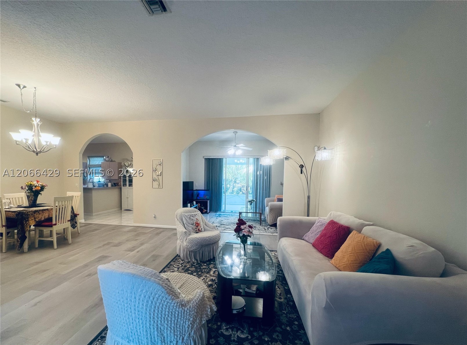 3746 Spring Crest Ct Property Photo 3