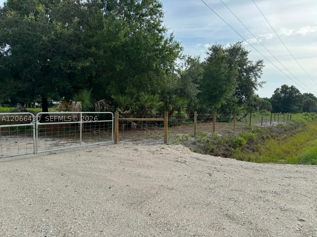 17070 Nw 276th St Property Photo 3