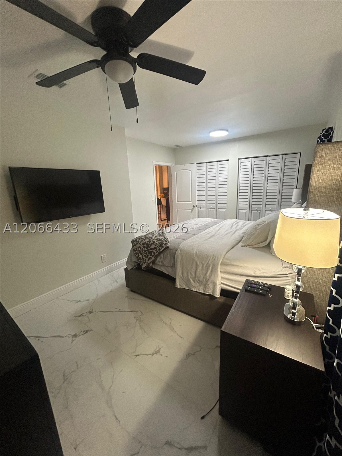 400 N 60th Way A Property Photo 8