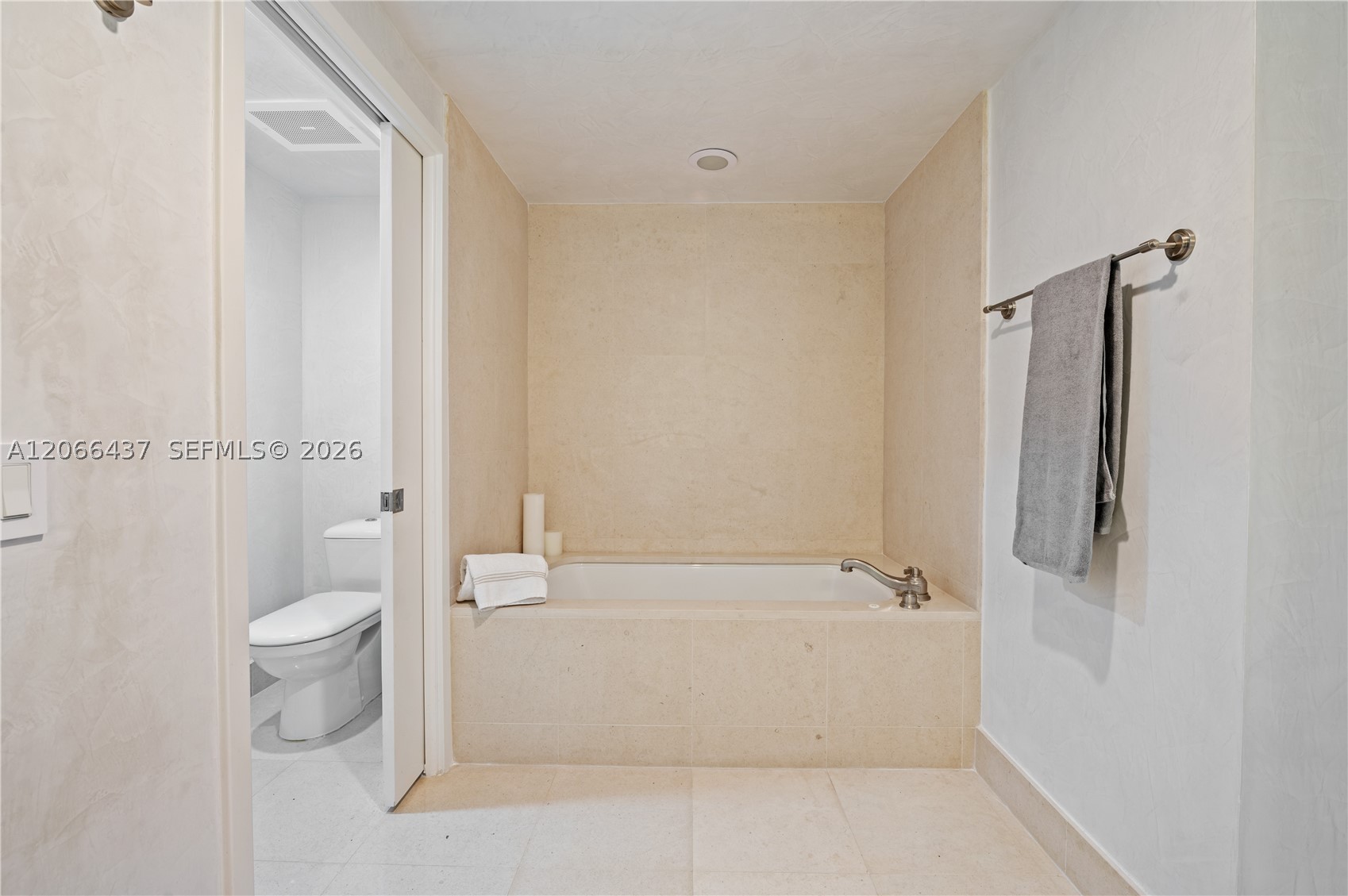6899 Collins Ave 702 Property Photo 22