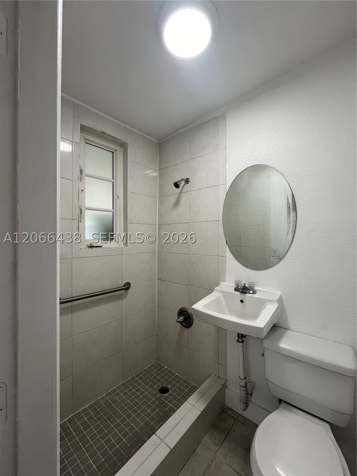 160 W 60th St 0 Property Photo 5