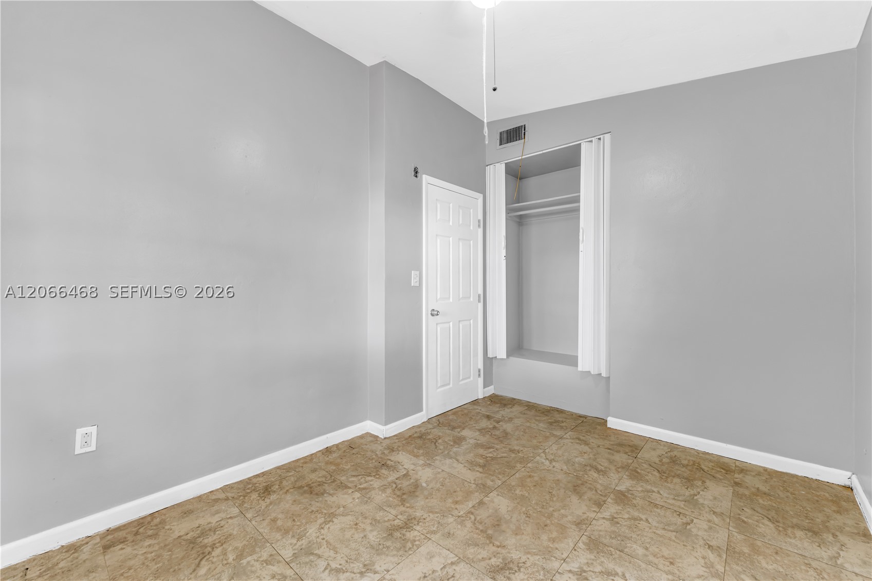 4220 Sw 36th St . Property Photo 7