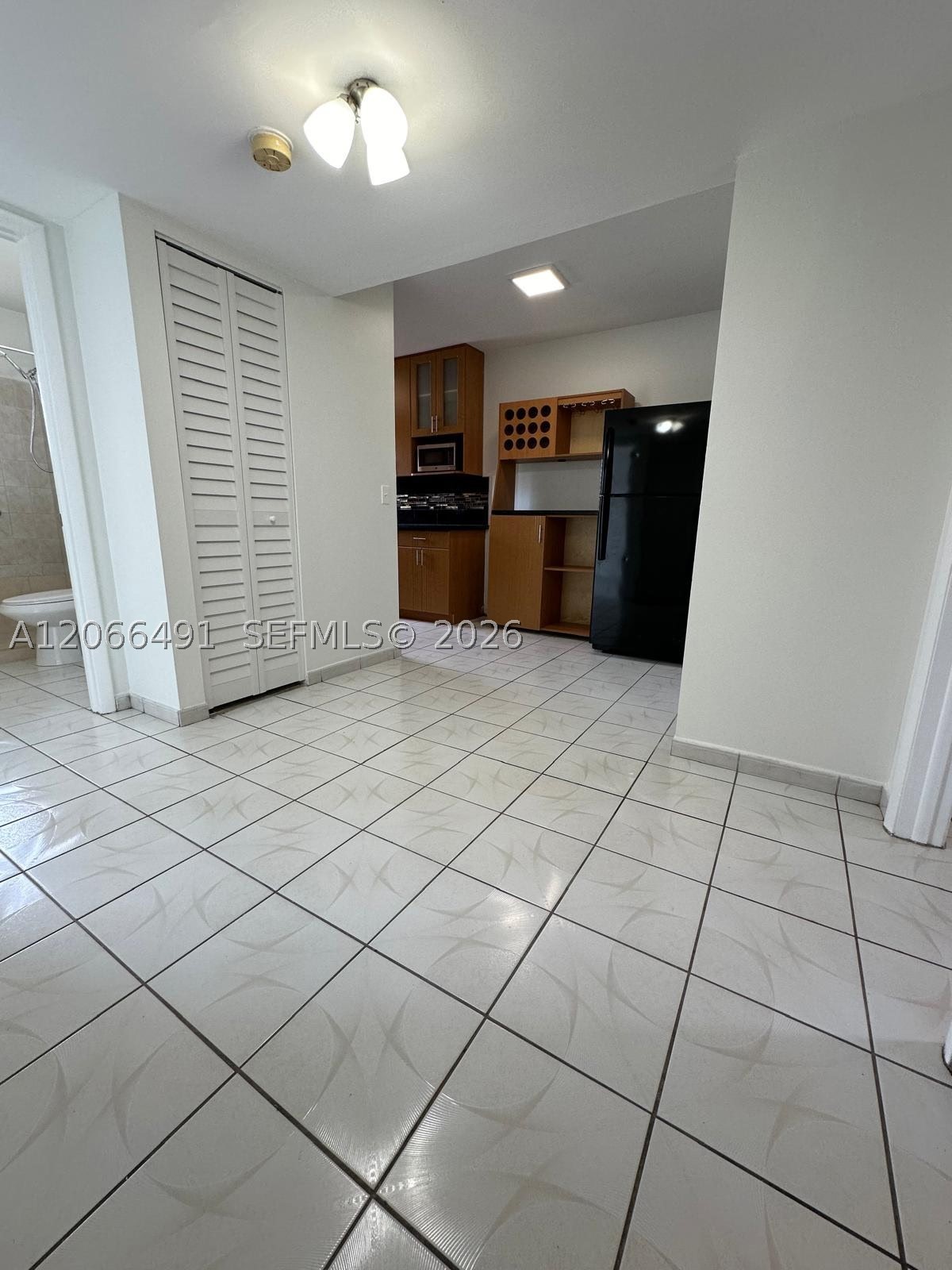 2921 Sw 10th St 33 Property Photo 11