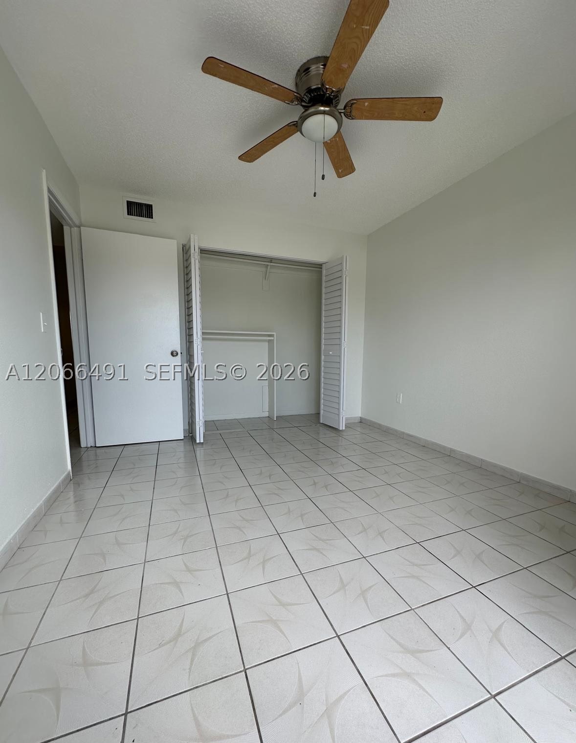 2921 Sw 10th St 33 Property Photo 12