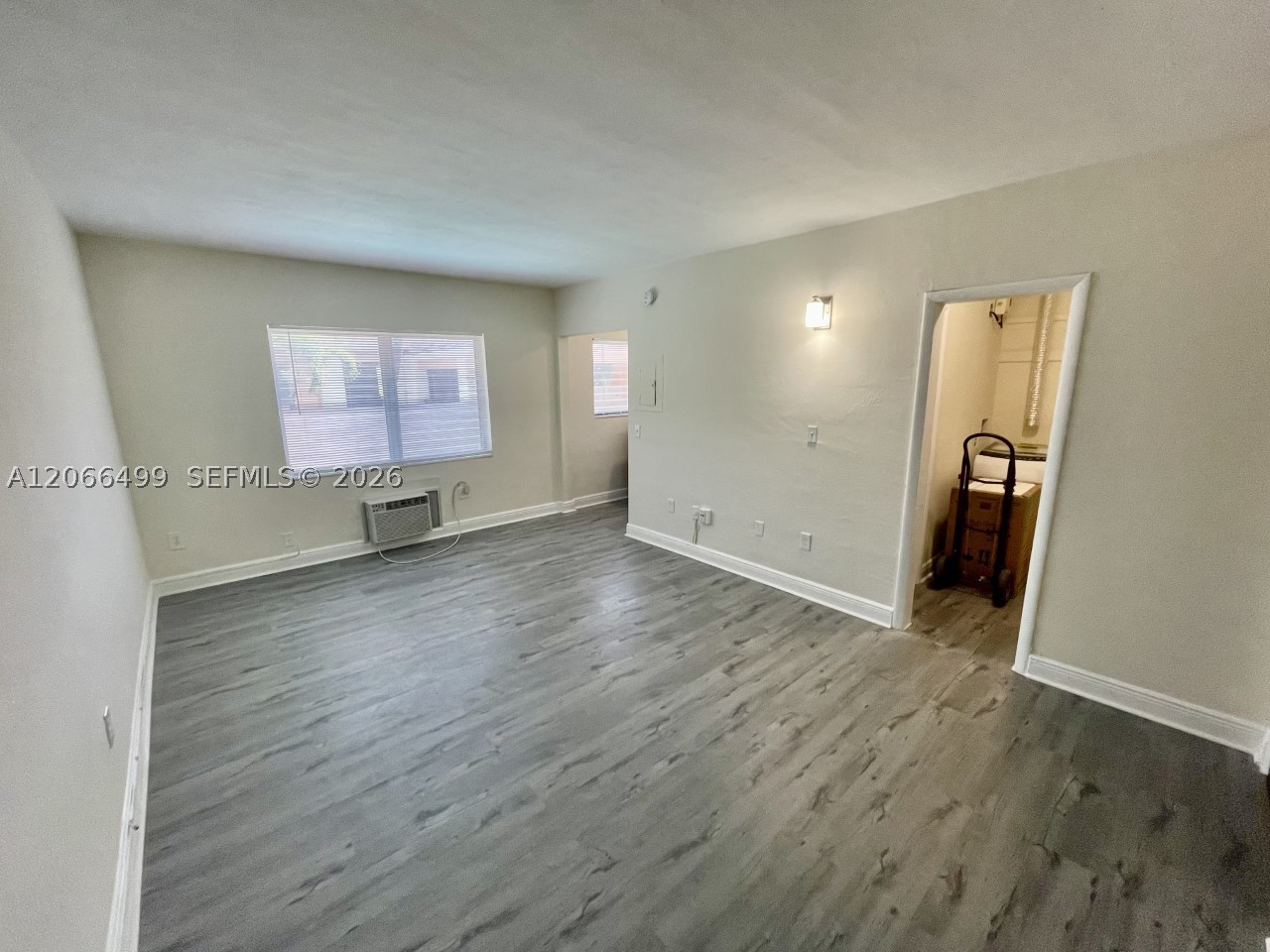 218 Santillane Ave 21 Property Photo 5