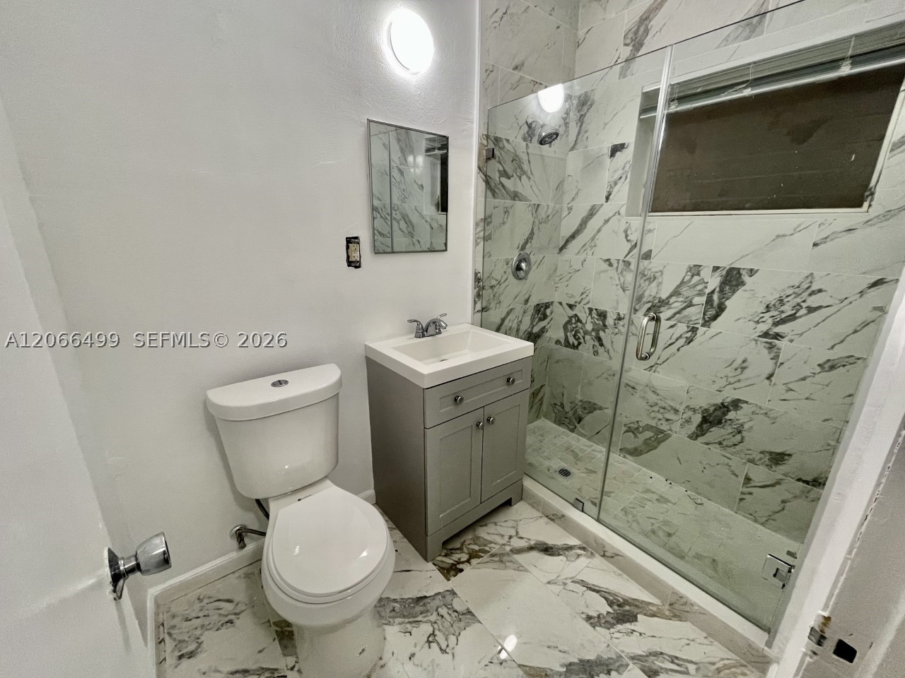 218 Santillane Ave 21 Property Photo 13