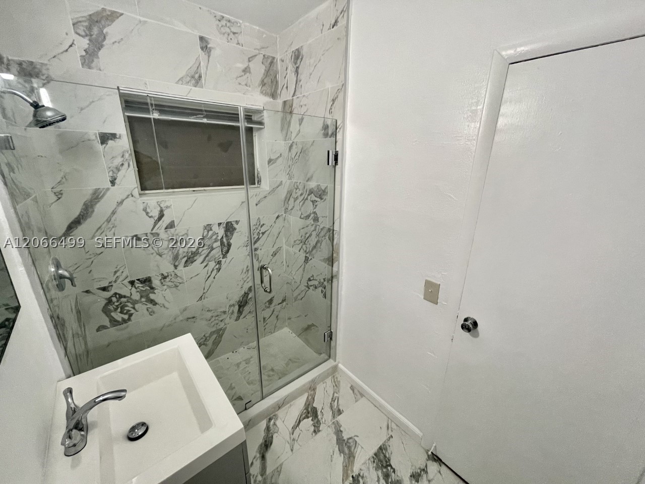 218 Santillane Ave 21 Property Photo 14