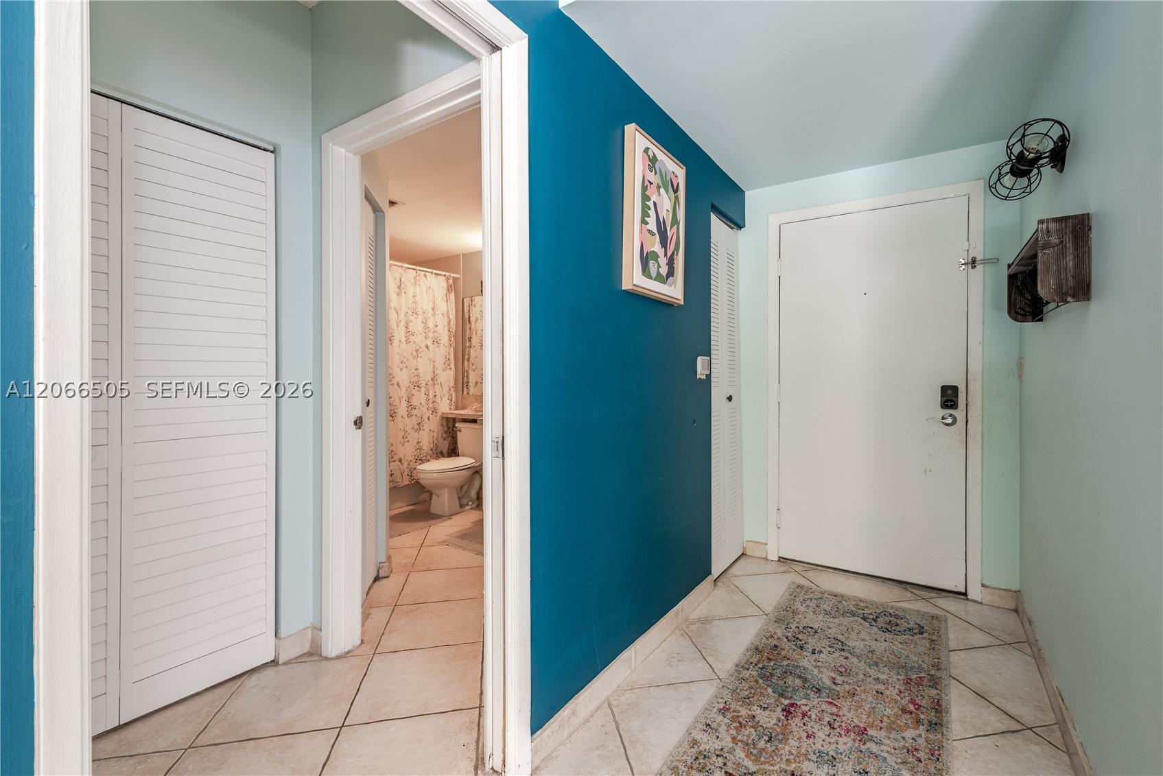 19601 E Country Club Dr 7104 Property Photo 17