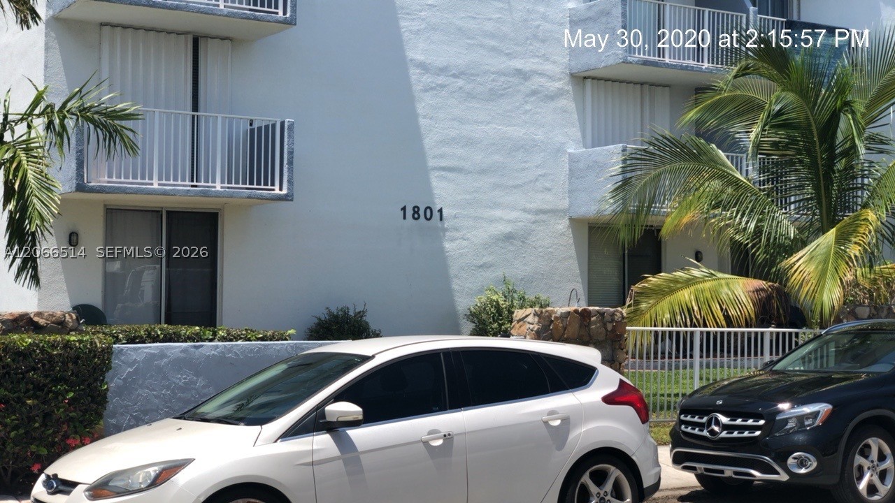 1801 S Treasure Dr 401 Property Photo 1