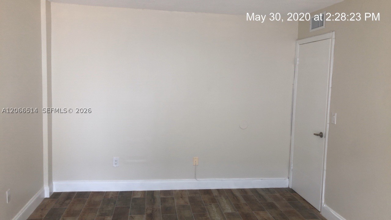 1801 S Treasure Dr 401 Property Photo 10