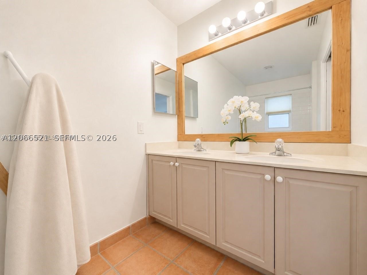 2616 Oakbrook Ct Property Photo 15
