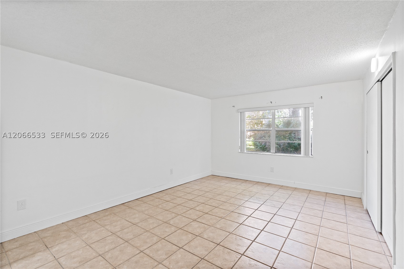 8501 Nw 8th St 106 Property Photo 17
