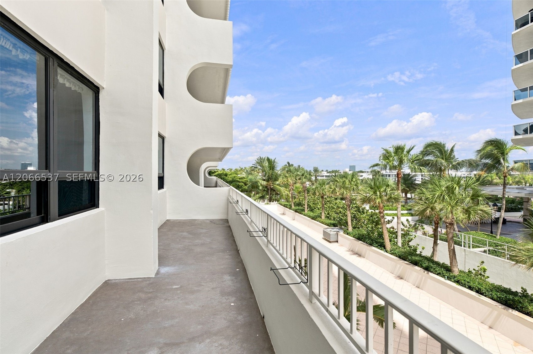 10205 Collins Ave 206 Property Photo 24