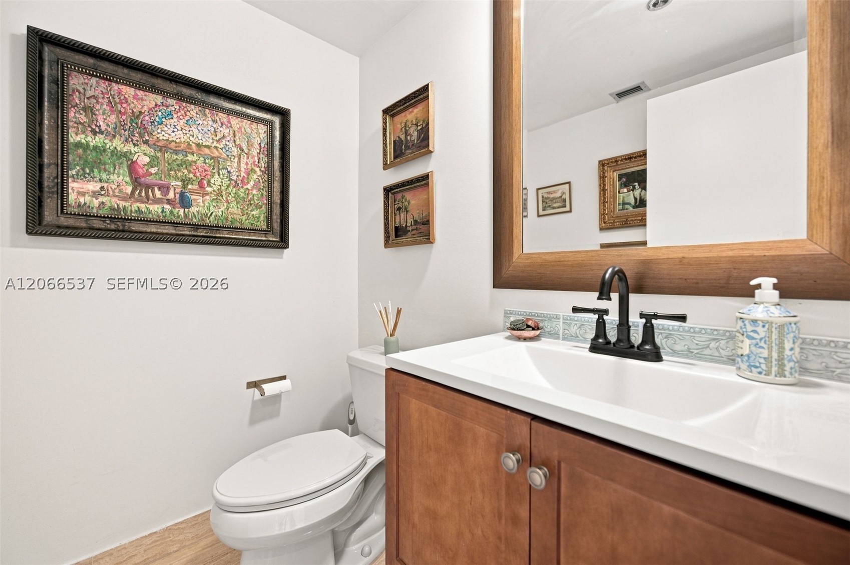 10205 Collins Ave 206 Property Photo 25