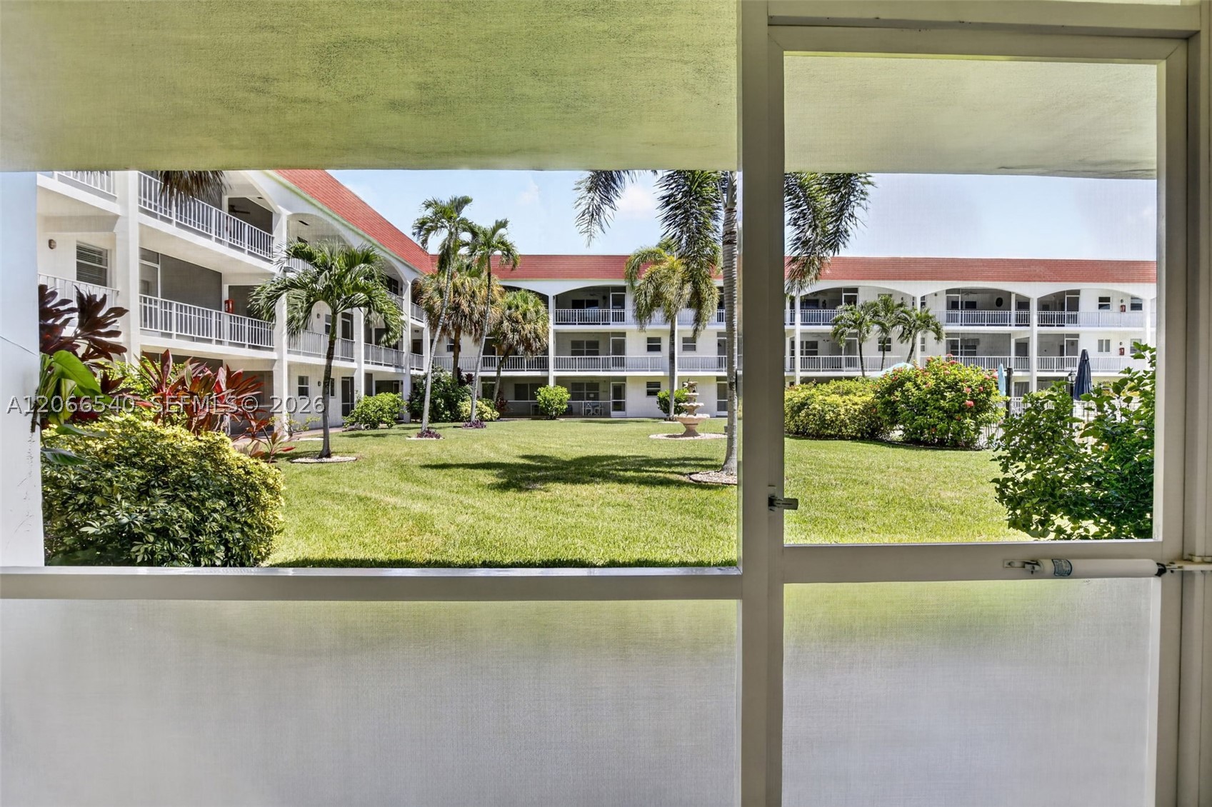 580 Egret Dr 108 Property Photo 26