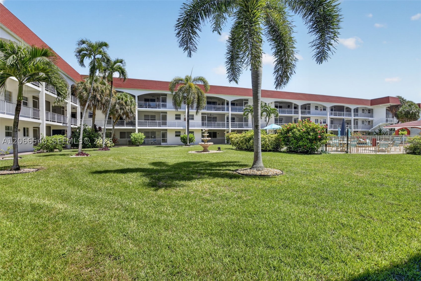 580 Egret Dr 108 Property Photo 28