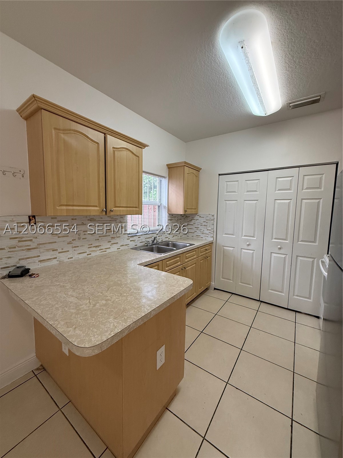 761 Nw 24th Ct 761 Property Photo 4