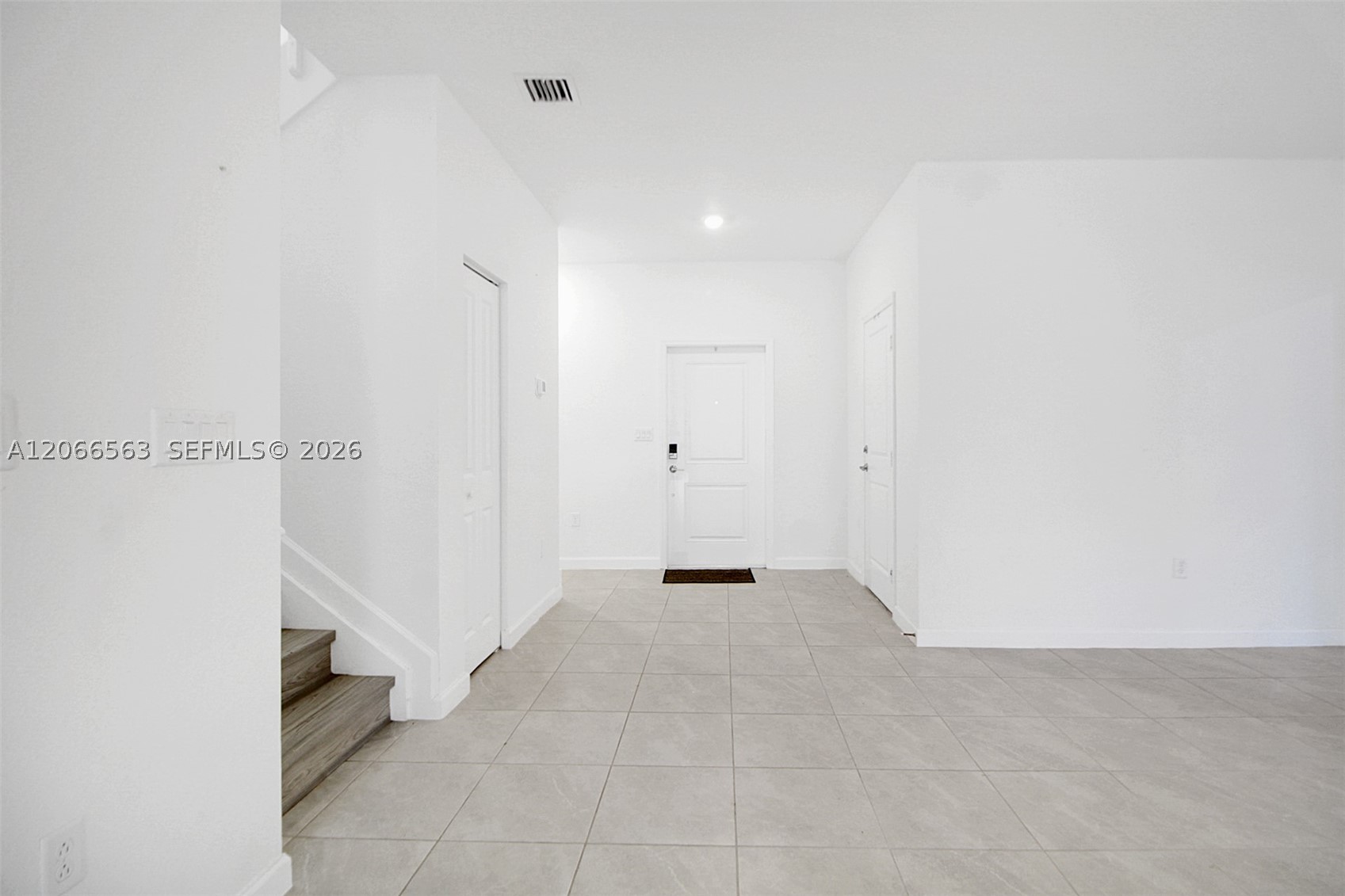879 Se 26th Ter Property Photo 37