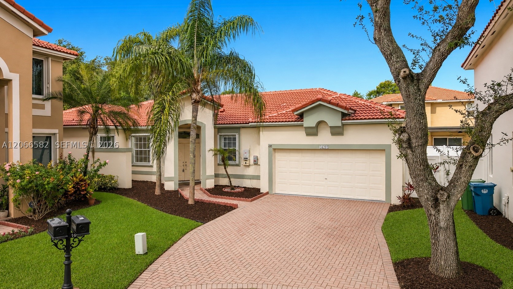 A12066582 Property Photo 1