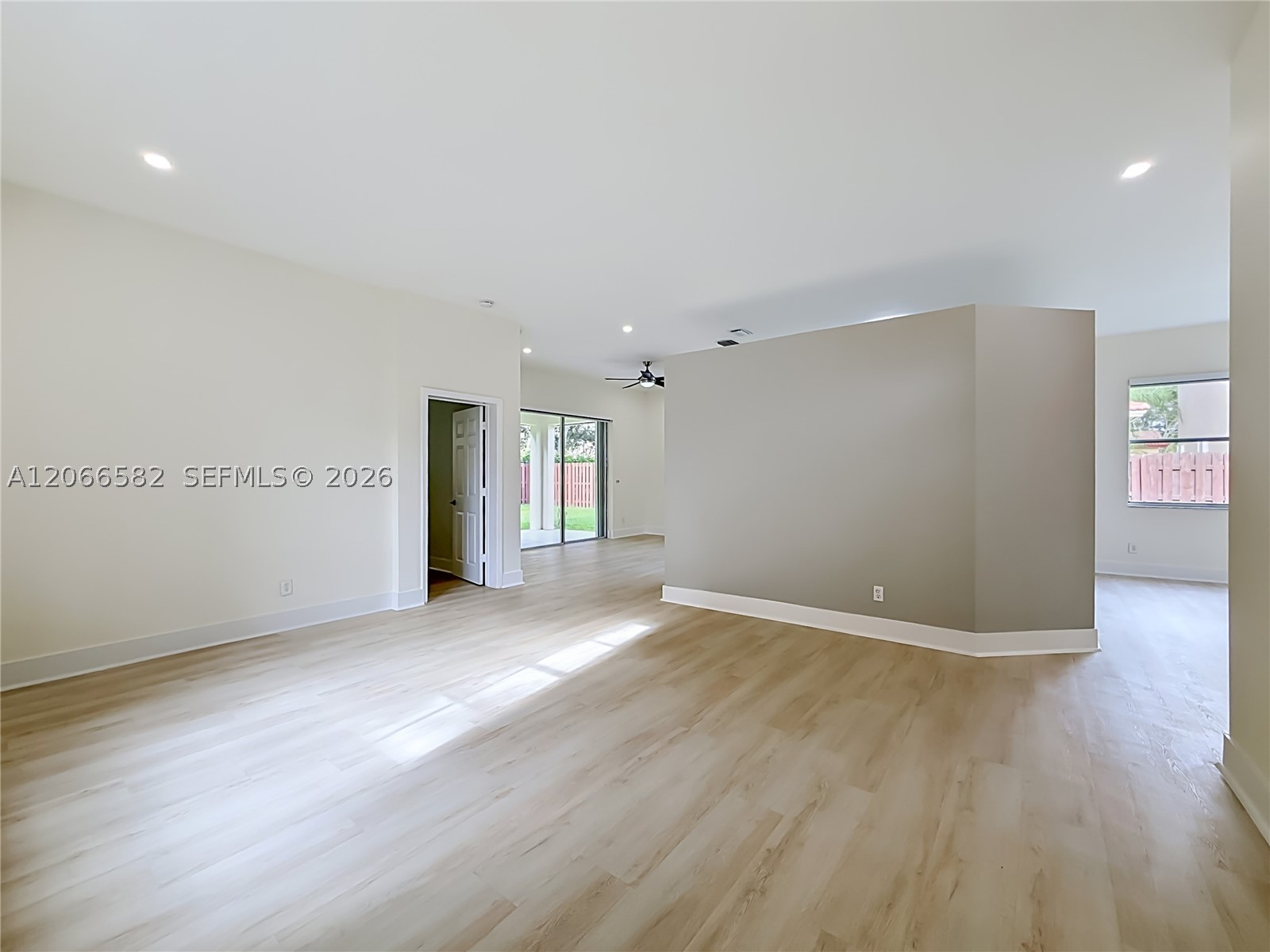 A12066582 Property Photo 7