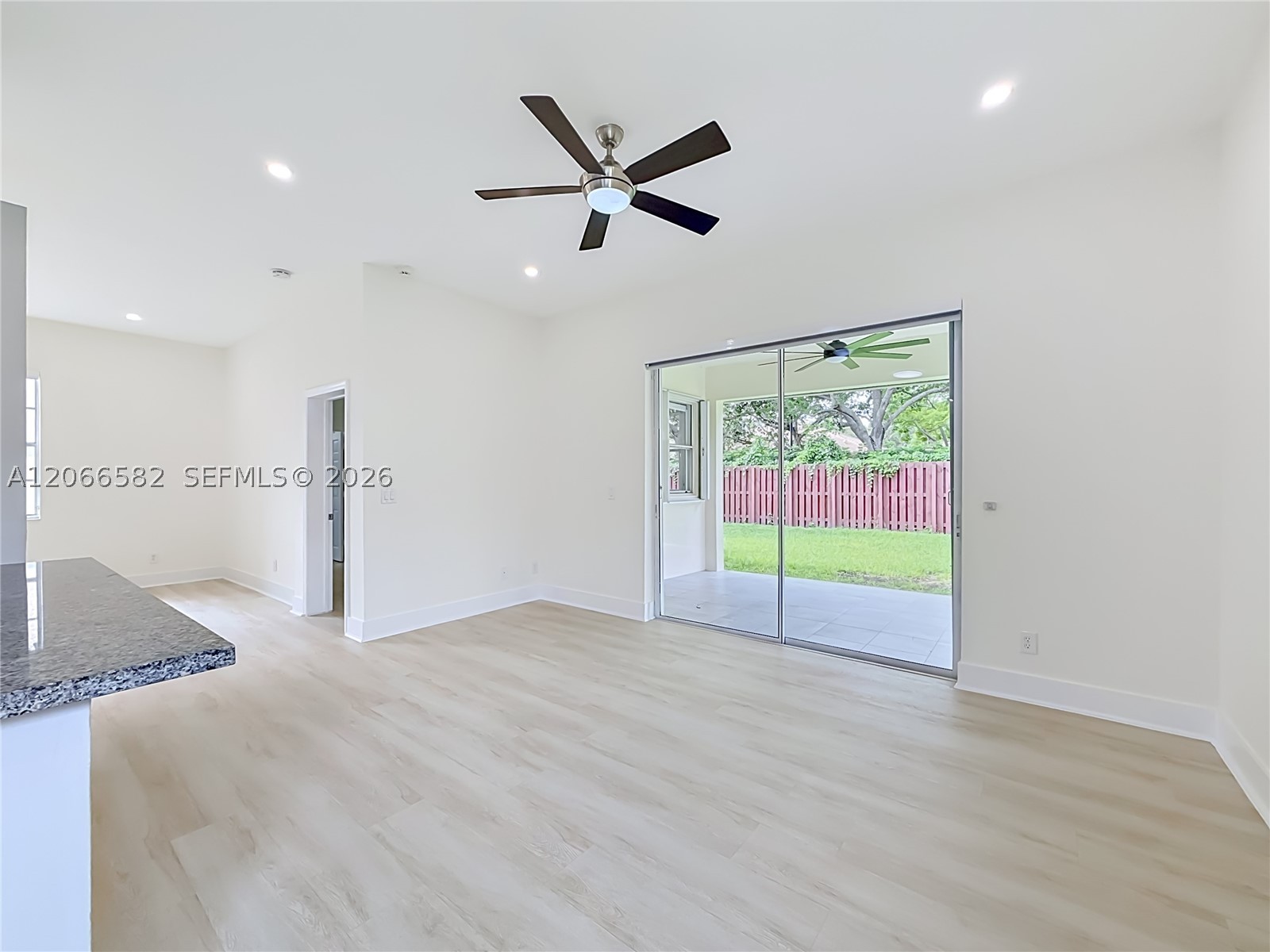 A12066582 Property Photo 12