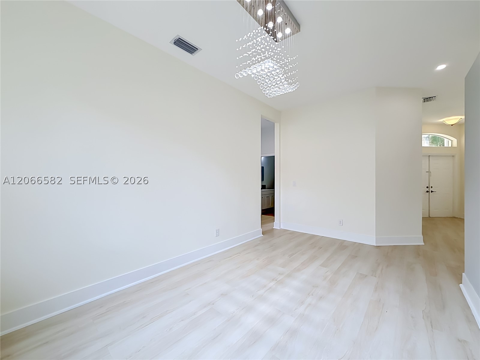 A12066582 Property Photo 16